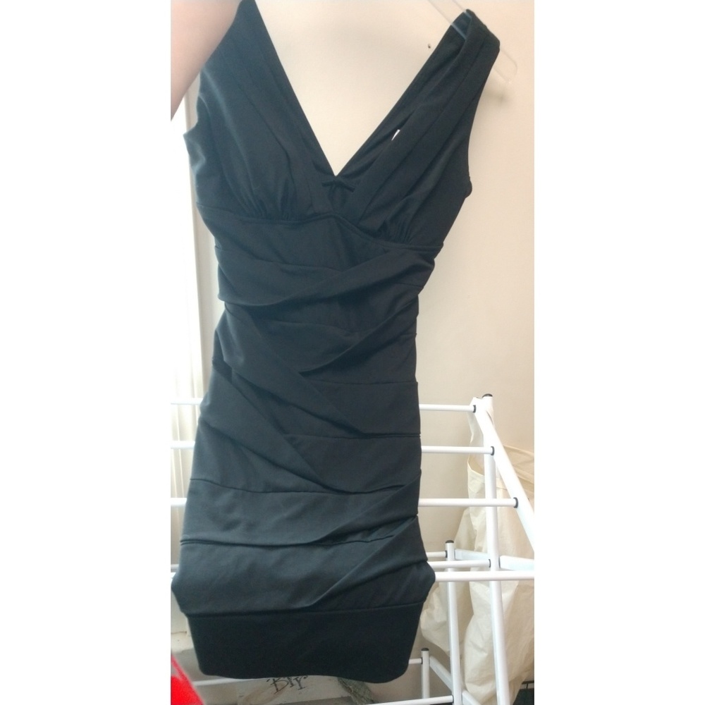 Black skin tight dress